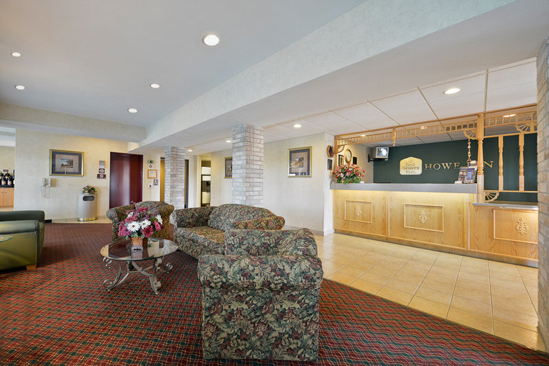 BEST WESTERN PLUS Howe Inn - Howe, IN