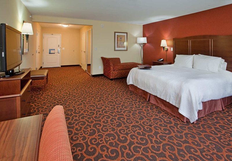 Hampton Inn Aberdeen, SD - Aberdeen, SD