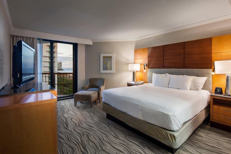 Hilton Marco Island Beach Resort And Spa - Marco Island, FL