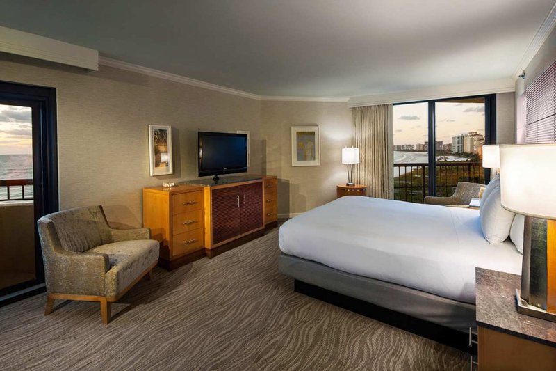 Hilton Marco Island Beach Resort And Spa - Marco Island, FL
