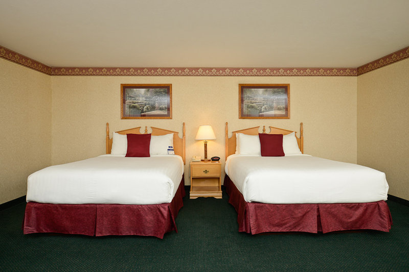 BEST WESTERN PLUS Howe Inn - Howe, IN