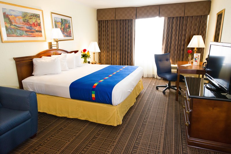 Park Inn By Radisson, Sharon, PA - West Middlesex, PA