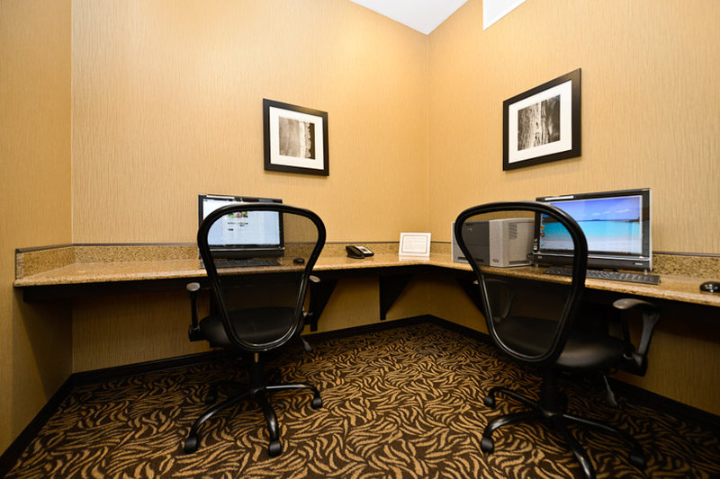 BEST WESTERN PLUS Atrea Airport Inn & Suites - Plainfield, IN