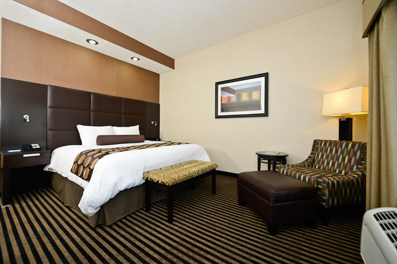 BEST WESTERN PLUS Atrea Airport Inn & Suites - Plainfield, IN