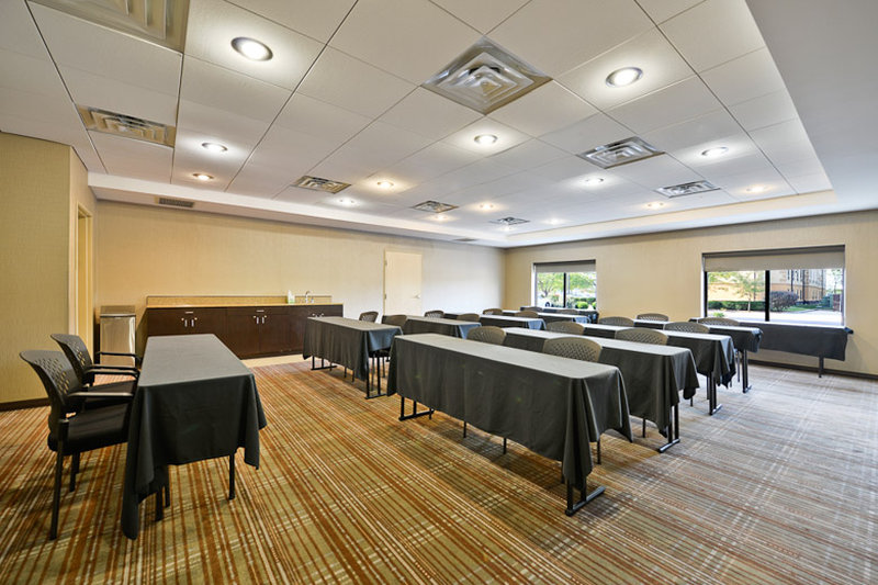 BEST WESTERN PLUS Atrea Airport Inn & Suites - Plainfield, IN