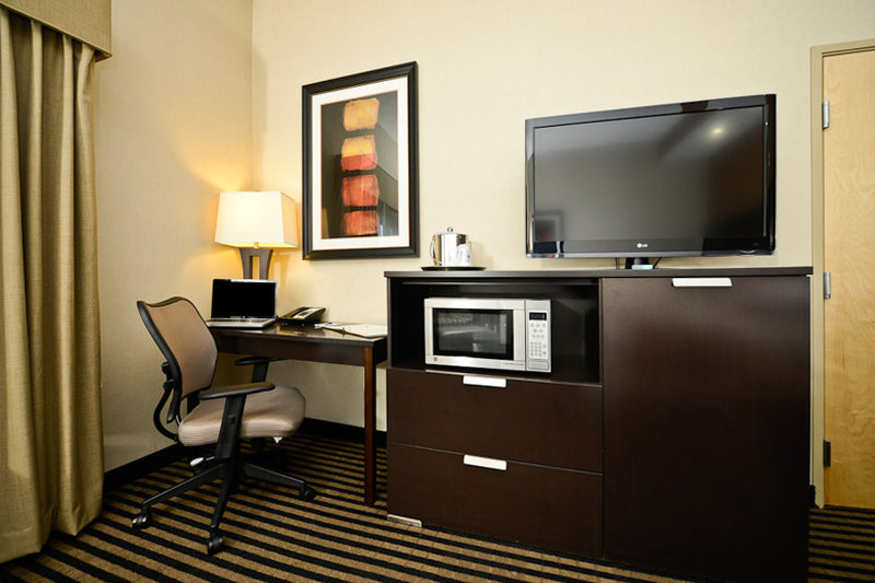 BEST WESTERN PLUS Atrea Airport Inn & Suites - Plainfield, IN