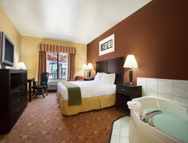 Baymont Inn & Suites - Albany, GA