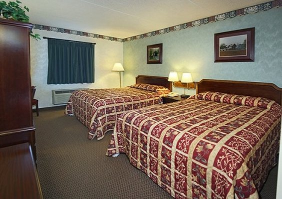 Bird In Hand Family Inn - Bird in Hand, PA