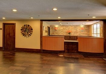 Comfort Inn & Suites Smyrna - Lobby