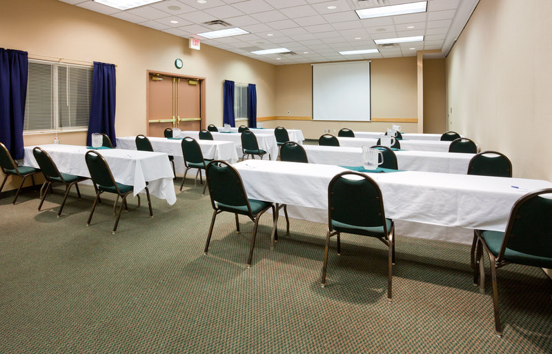 Holiday Inn Express - Bemidji, MN
