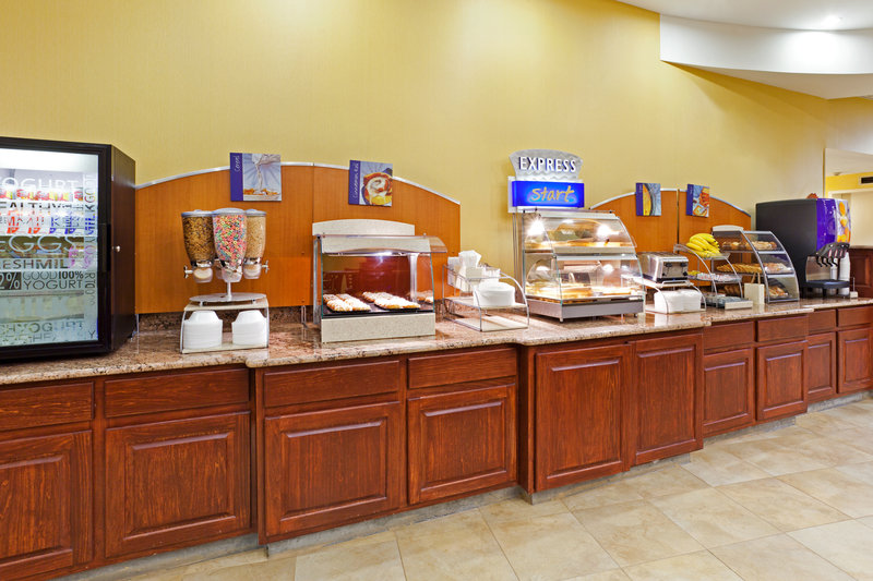 Holiday Inn Express & Suites GOSHEN - Goshen, IN