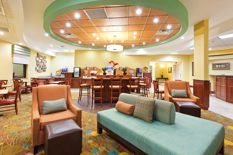 Holiday Inn Express & Suites GOSHEN - Goshen, IN