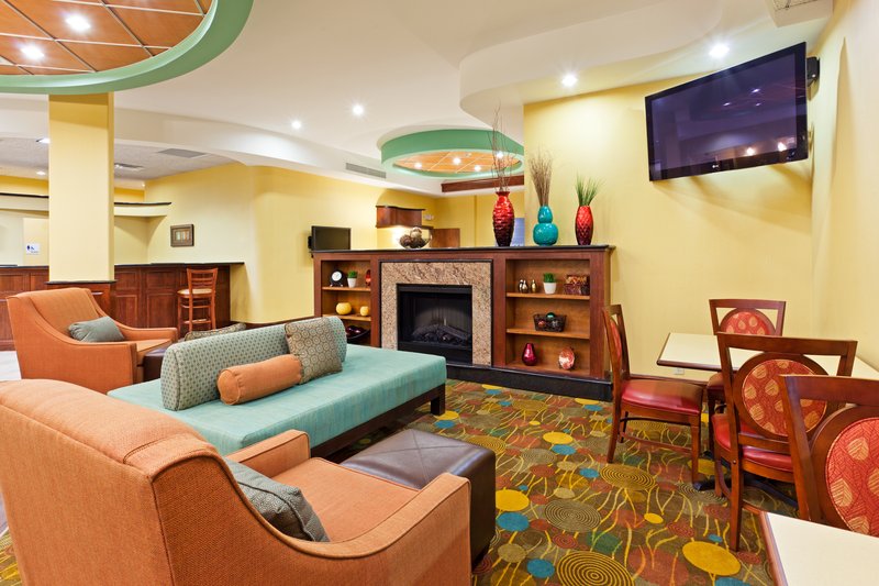 Holiday Inn Express & Suites GOSHEN - Goshen, IN