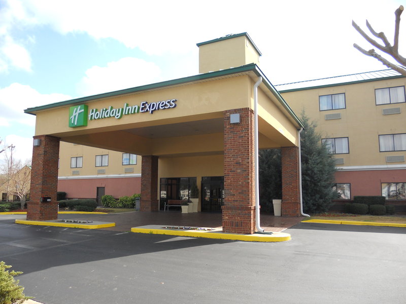 Holiday Inn Express - Pelham, AL