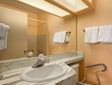 Bay View Resort Myrtle Beach Hotels - Myrtle Beach, SC