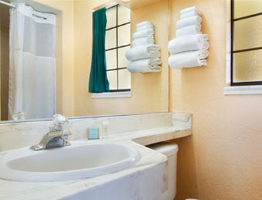 Bay View Resort Myrtle Beach Hotels - Myrtle Beach, SC