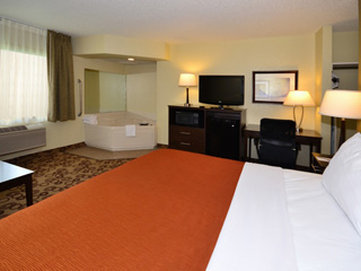 Americinn - Cedar Falls, IA