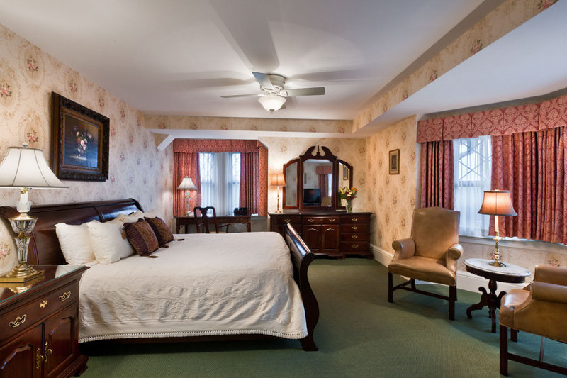 Wayne Hotel - Wayne, PA
