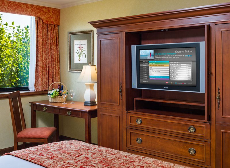 The Radnor Hotel - Wayne, PA