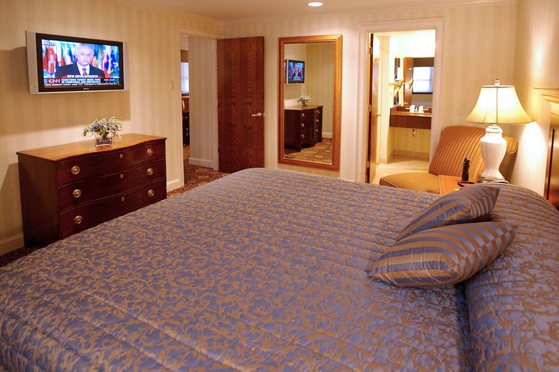 The Radnor Hotel - Wayne, PA