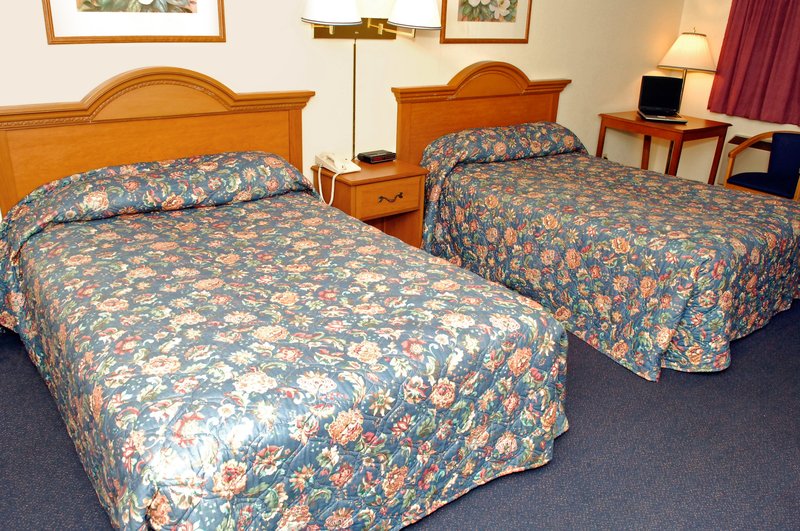 Colony Inn - Forrest City, AR