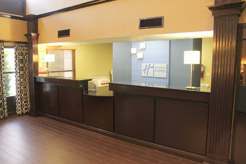 Holiday Inn Express Harlingen - Harlingen, TX