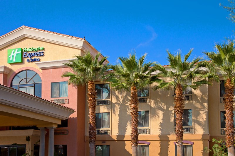 Holiday Inn Express & Suites CATHEDRAL CITY (PALM SPRINGS) - Yucca Valley, CA