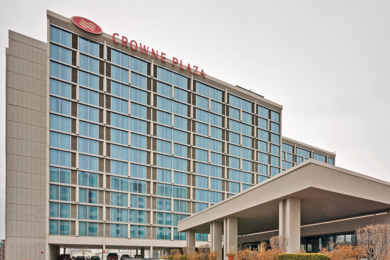 Crowne Plaza CHICAGO OHARE HOTEL & CONF CTR - Rosemont, IL