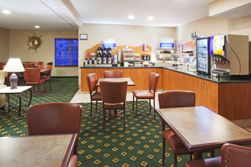 Holiday Inn Express LA JUNTA - Billings, MT