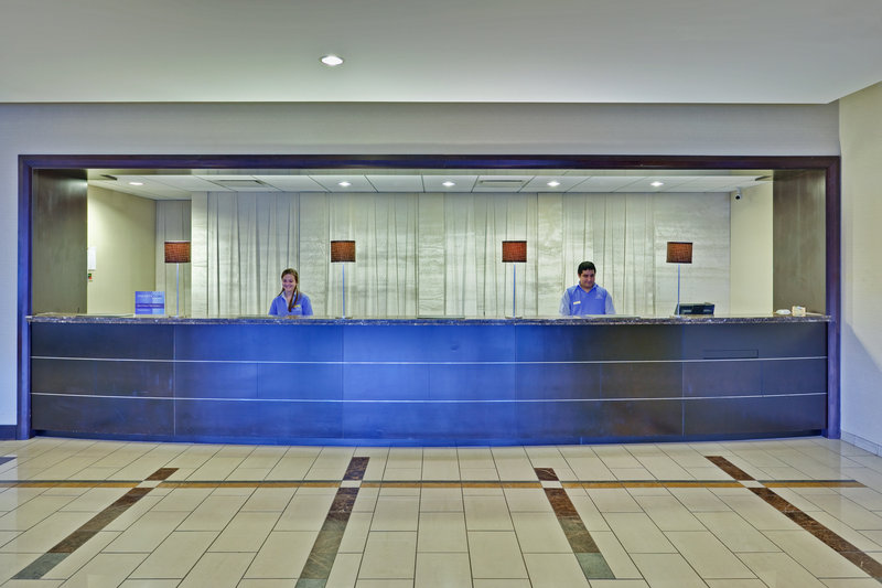 Crowne Plaza CHICAGO OHARE HOTEL & CONF CTR - Rosemont, IL