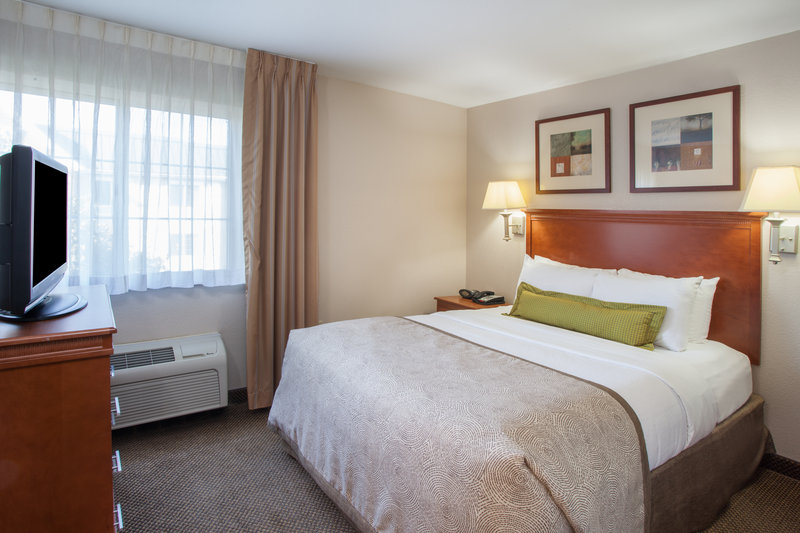 Candlewood Suites MERRILLVILLE - Gary, IN