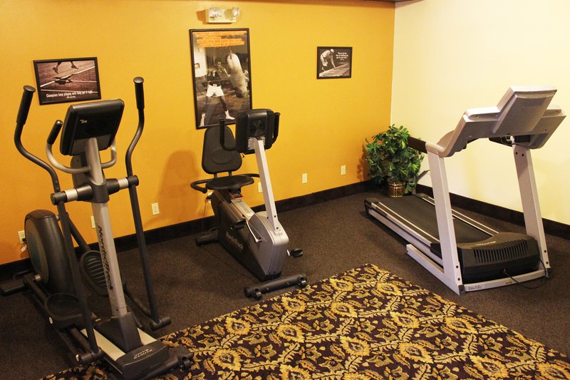 Holiday Inn Express OSAGE BCH - LAKE OF THE OZARKS - Oshkosh, WI