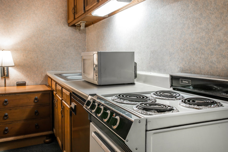 Econo Lodge - Findlay, OH