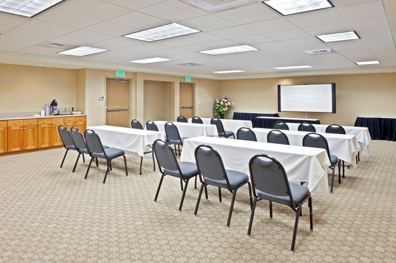 Holiday Inn Express & Suites LACEY - Tenino, WA