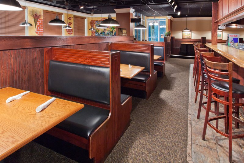 Holiday Inn BRUNSWICK I-95 (EXIT 38) - Brunswick, GA