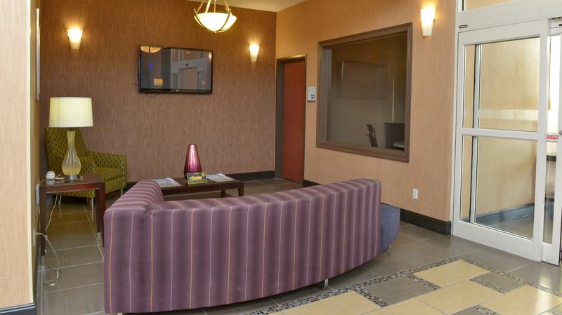 Holiday Inn Express & Suites BATON ROUGE NORTH - Zachary, LA