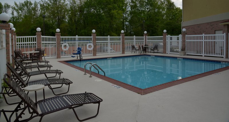 Holiday Inn Express & Suites BATON ROUGE NORTH - Zachary, LA