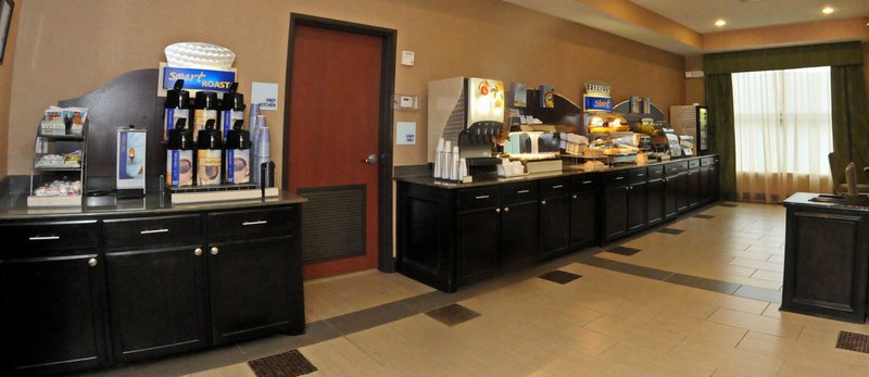 Holiday Inn Express & Suites BATON ROUGE NORTH - Zachary, LA