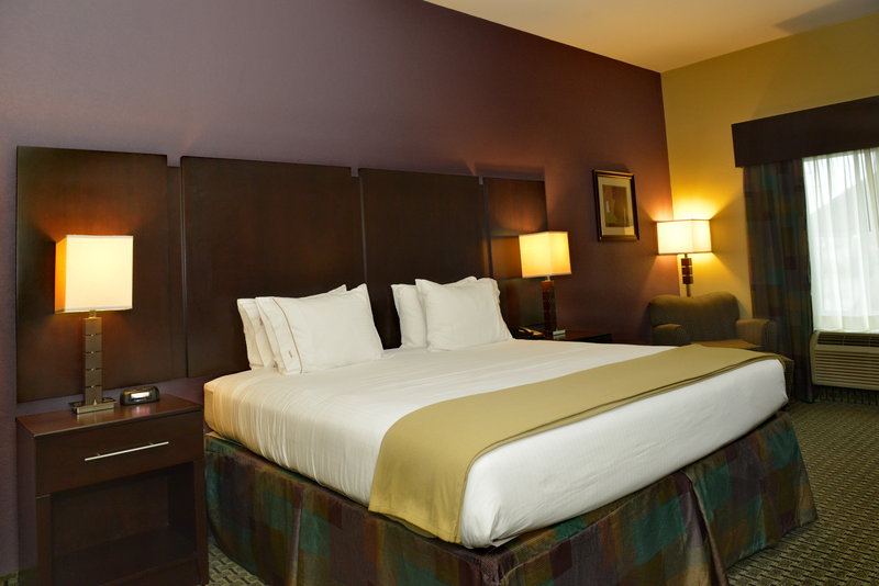 Holiday Inn Express & Suites BATON ROUGE NORTH - Zachary, LA
