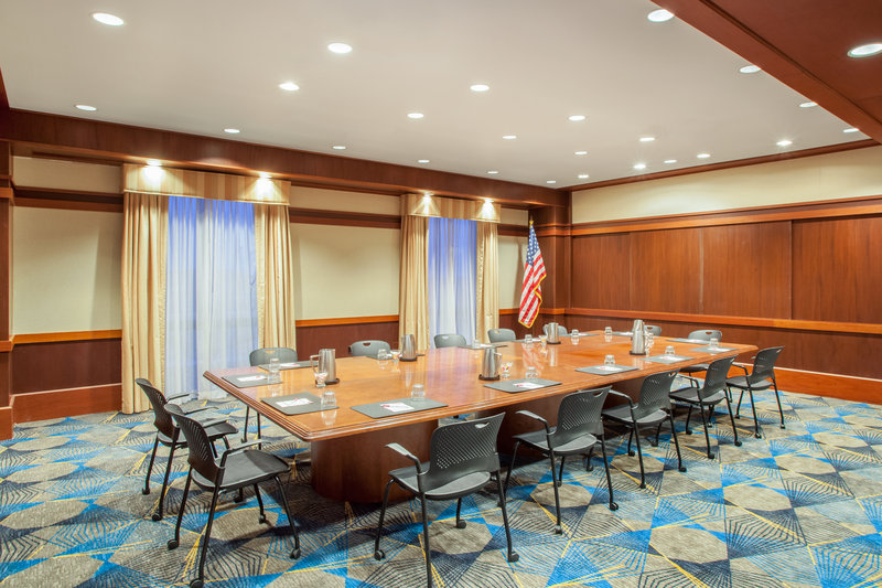 Crowne Plaza-Springfield - Mount Pulaski, IL