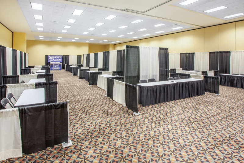 Crowne Plaza-Springfield - Mount Pulaski, IL
