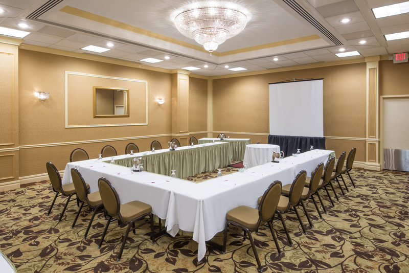 Crowne Plaza EDISON - Edison, NJ