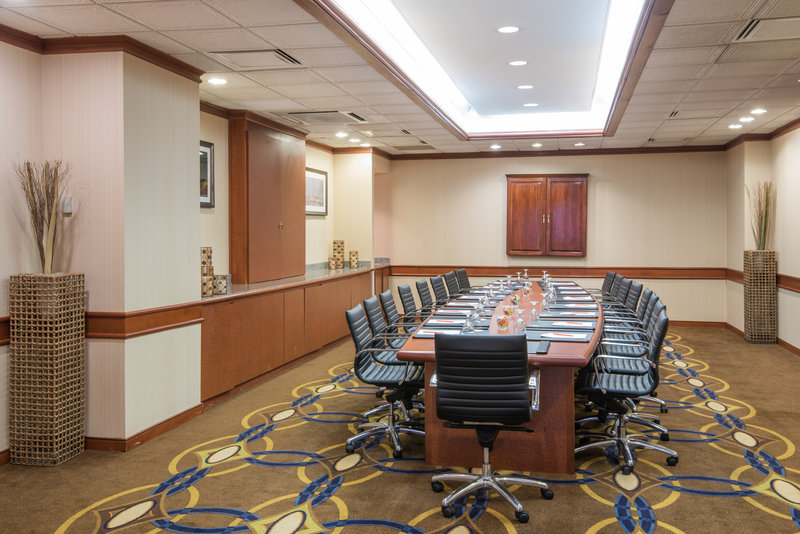 Crowne Plaza - Alexandria, VA