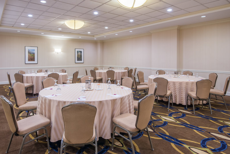 Crowne Plaza - Alexandria, VA
