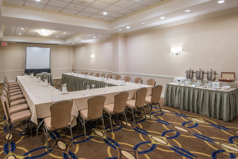 Crowne Plaza - Alexandria, VA