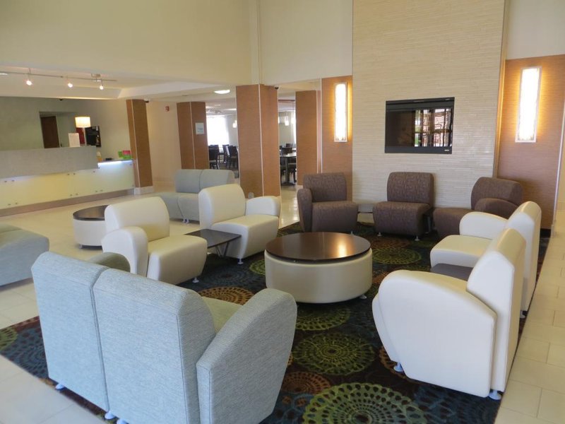 Holiday Inn Express ROMULUS / DETROIT AIRPORT - Romulus, MI
