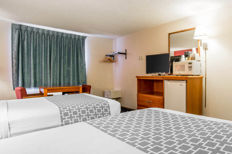 Econo Lodge - Evanston, WY