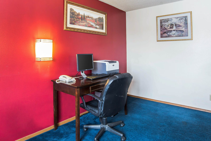 Econo Lodge - Evanston, WY