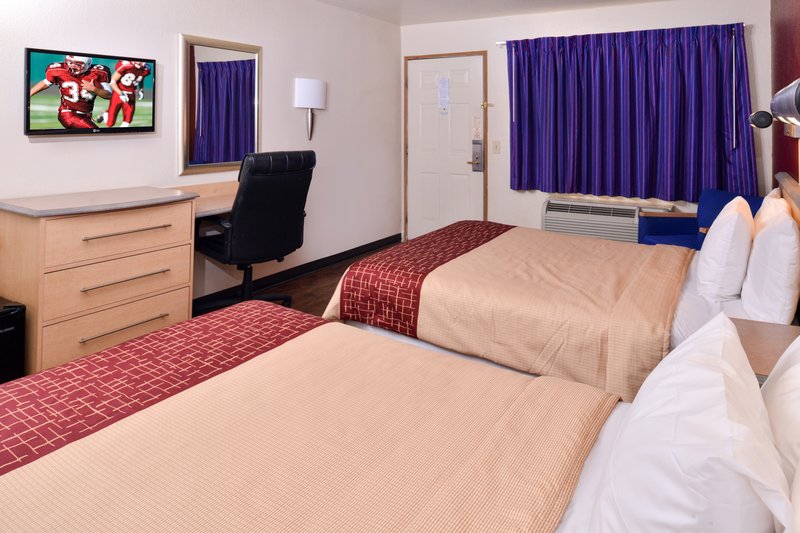 Red Roof Inn Palm Springs-Thousand Palms - Thousand Palms, CA