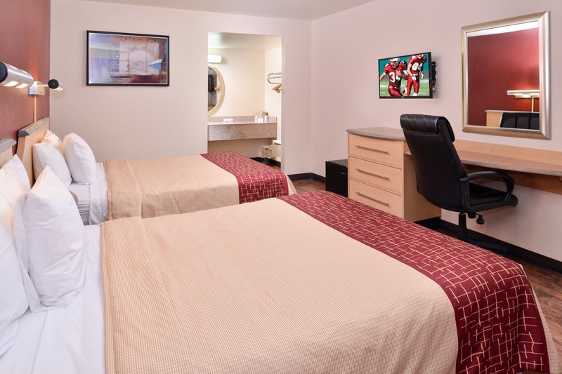 Red Roof Inn Palm Springs-Thousand Palms - Thousand Palms, CA